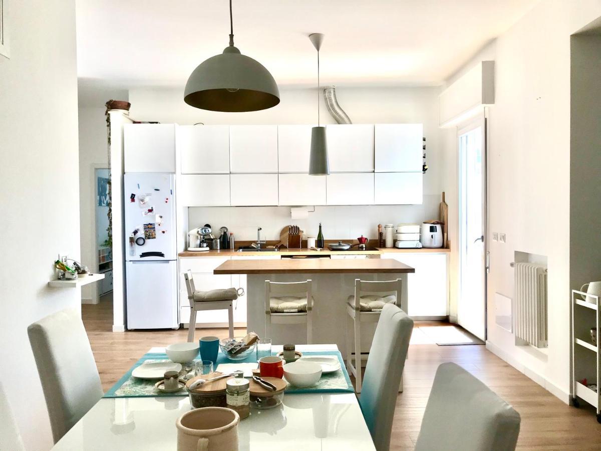 פררה Stanza E Bagno Privato, Idromassaggio Con Extra Fee, In Appartamento מראה חיצוני תמונה