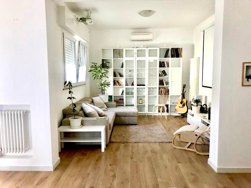פררה Stanza E Bagno Privato, Idromassaggio Con Extra Fee, In Appartamento מראה חיצוני תמונה